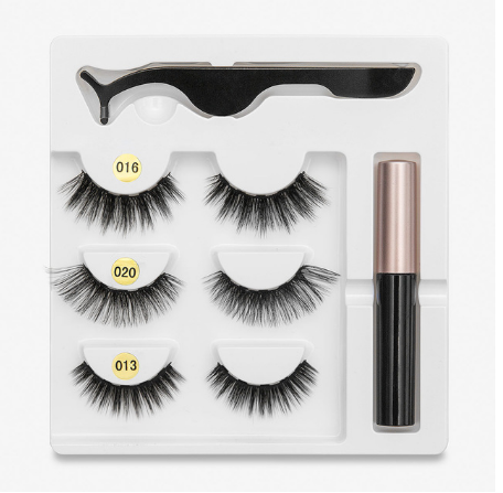 A Pair Of Magnets False Eyelashes