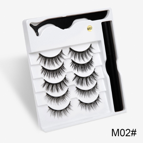 A Pair Of Magnets False Eyelashes