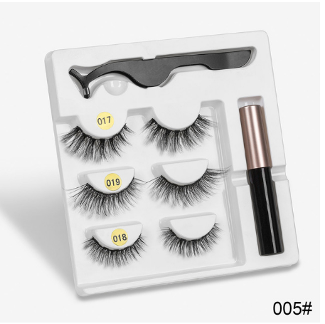 A Pair Of Magnets False Eyelashes